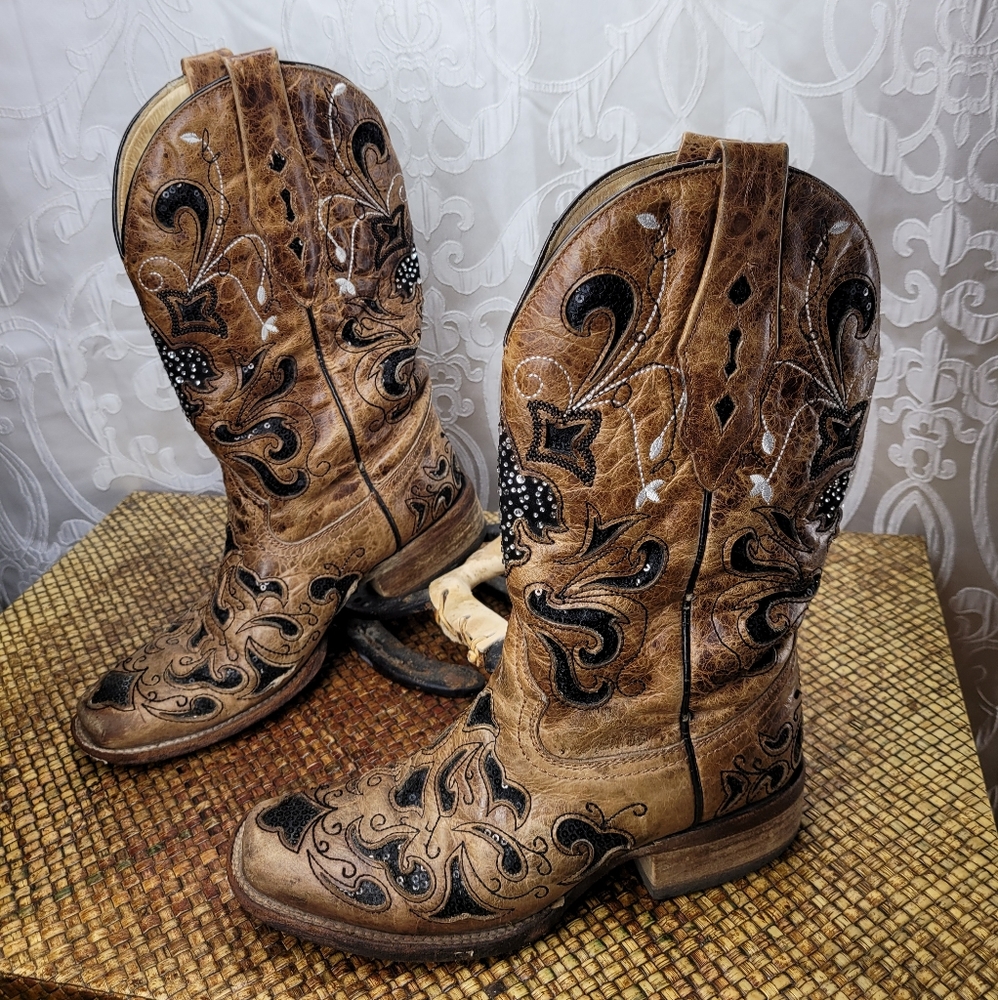 Gorgeous Corral Boots brown black Size 7 - Picture 2 of 12